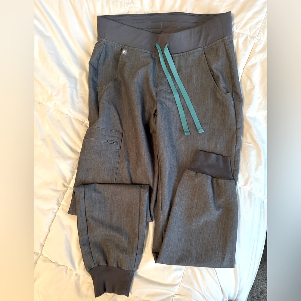 FIGS scrubs gray